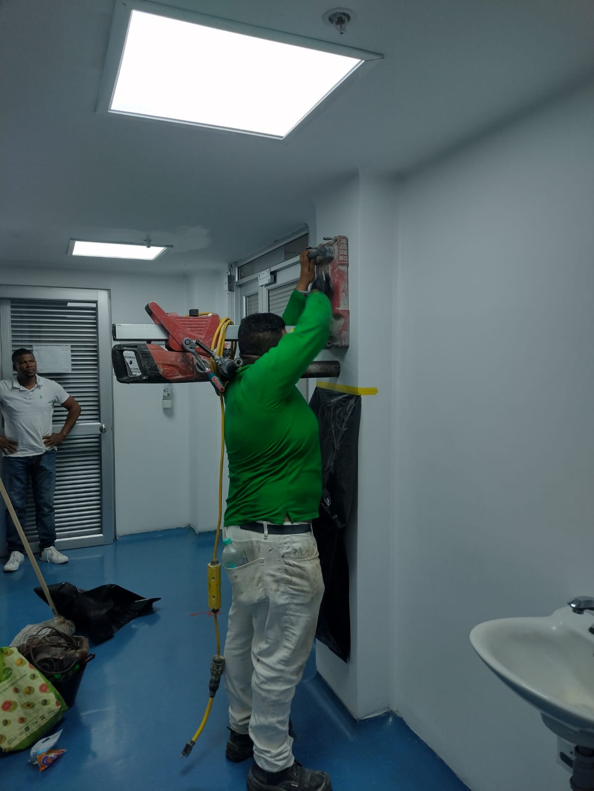 Registro fotográfico de obra – Centro de Salud Aníbal Patiño