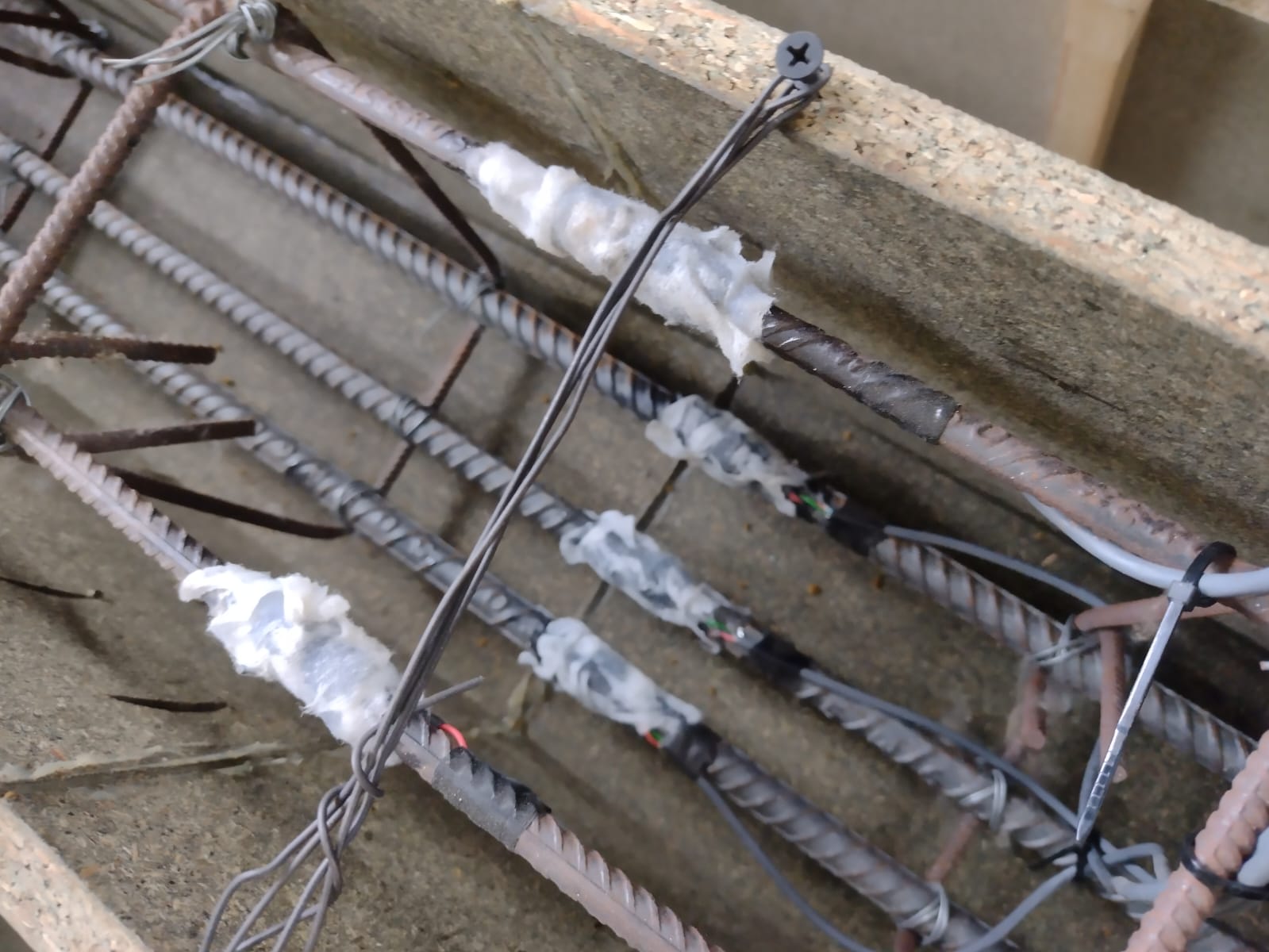 Strain gauges installed on reinforcing bars